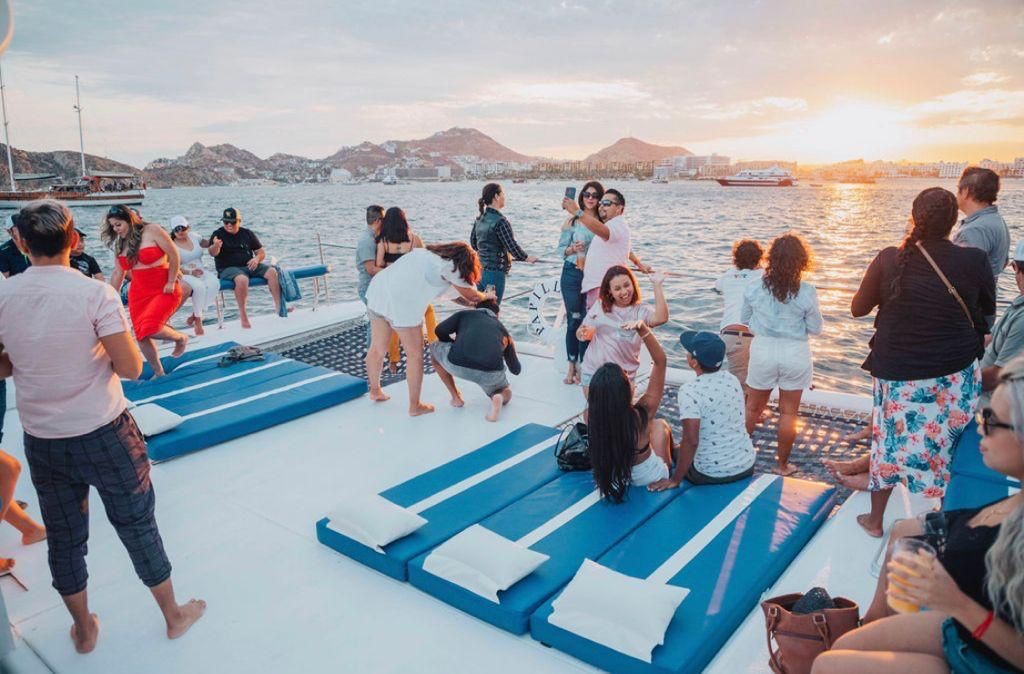 47' Party exterior