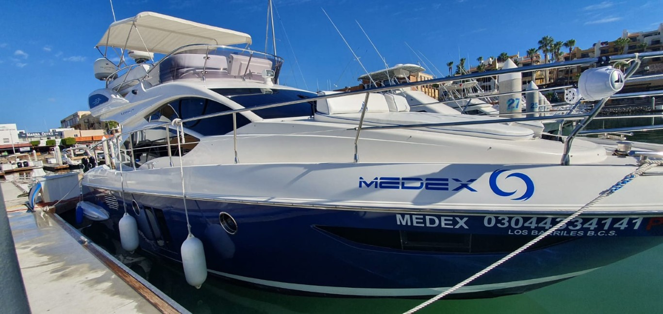 38ft Azimut profile